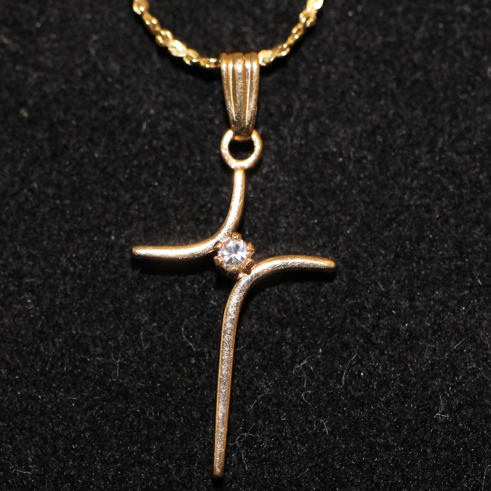 14K GF Vintage Gold Filled Crucifix Cross Pendant